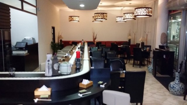 Sushi_bar_5